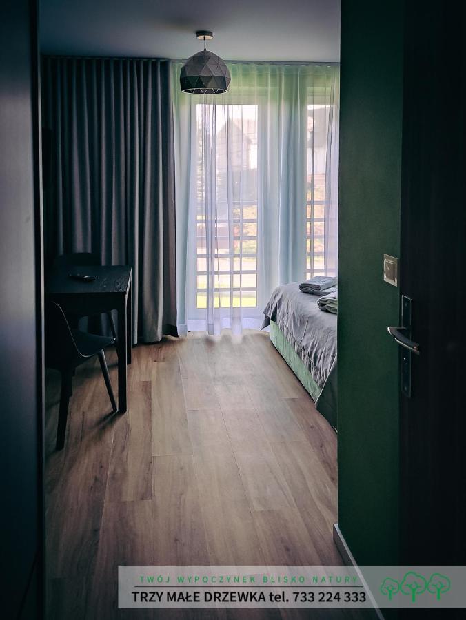 Trzy Male Drzewka Apartment Wielka Wies  Exterior foto